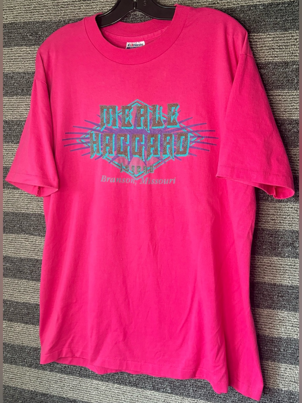 Vintage 90’s Hanes Merle Haggard Country Music Pink Single Stitch T-Shirt XL EUC